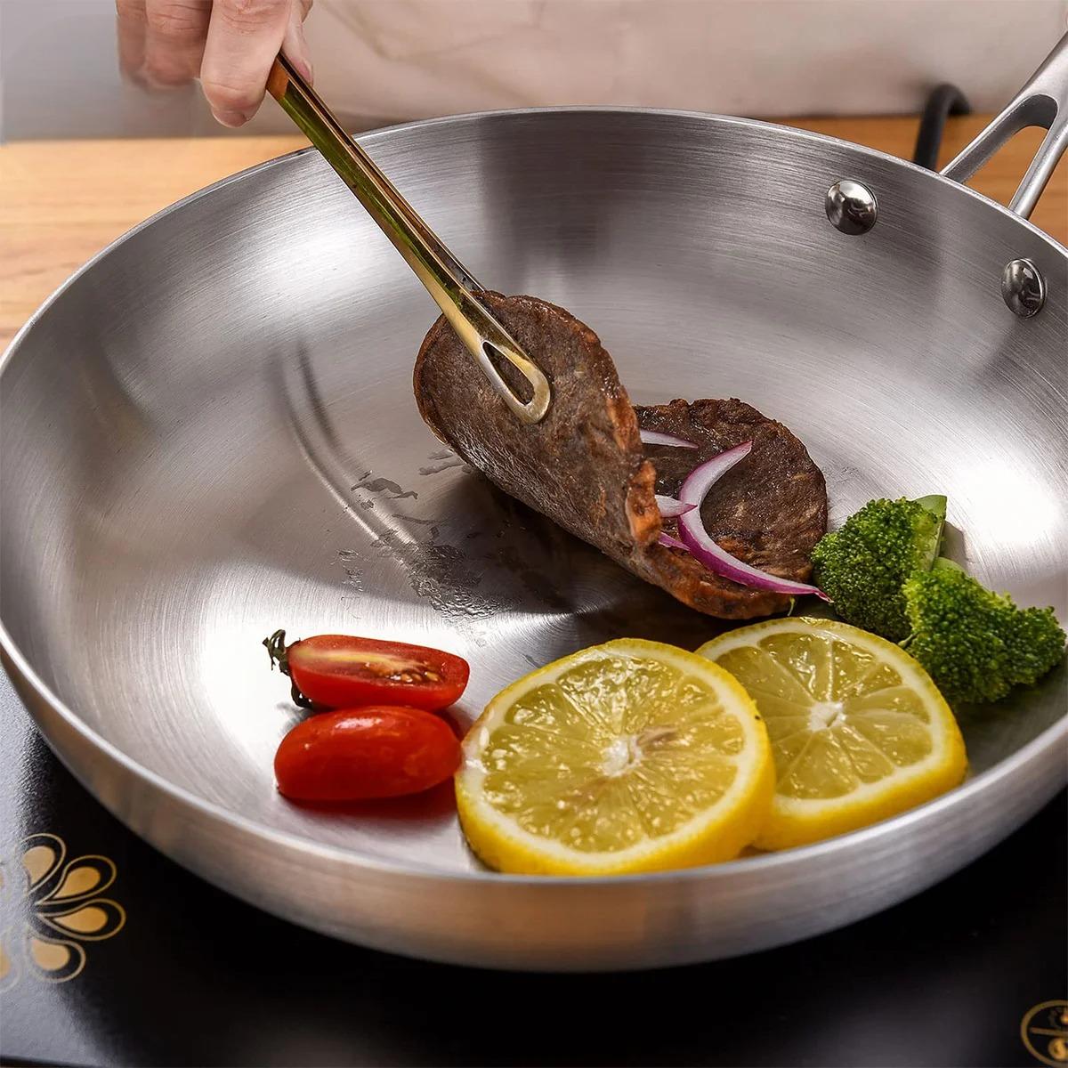 304 stainless steel three-layer steel frying pan, induction cooker, gas universal flat bottomed pan, steak frying pan