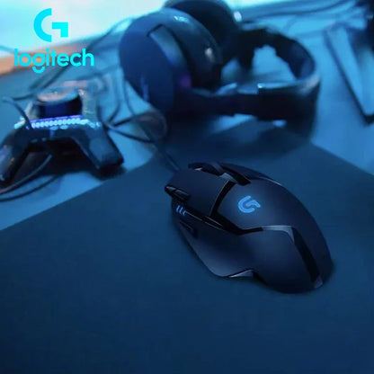 Logitech G402 Gaming Mouse with Adaptive Technology Ergonomic Contoured Shape for Casual And Professional Esports