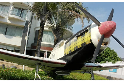 CERASTES Action Camera 5K 4K 60FPS WiFi Anti-shake Dual Screen 170° Wide Angle 30m Waterproof Sport Camera with Remote Control